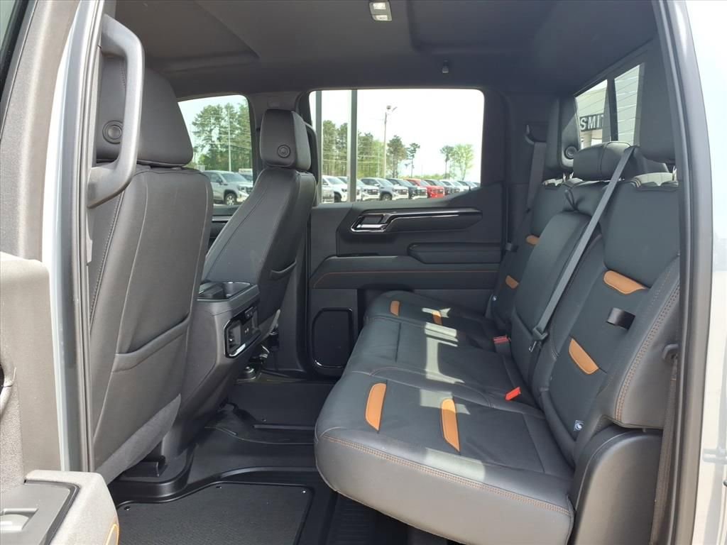 Used 2025 GMC Sierra 1500 AT4 w/ AT4 Premium Package image 20
