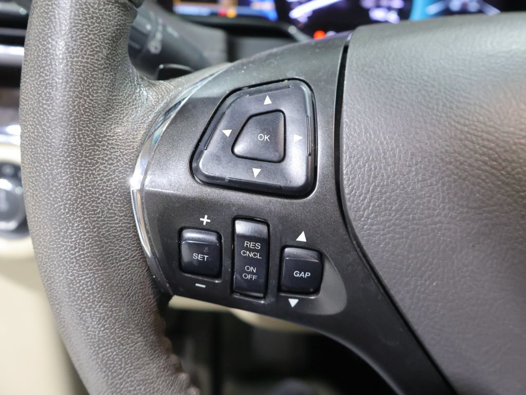Used 2019 Lincoln MKT AWD image 40