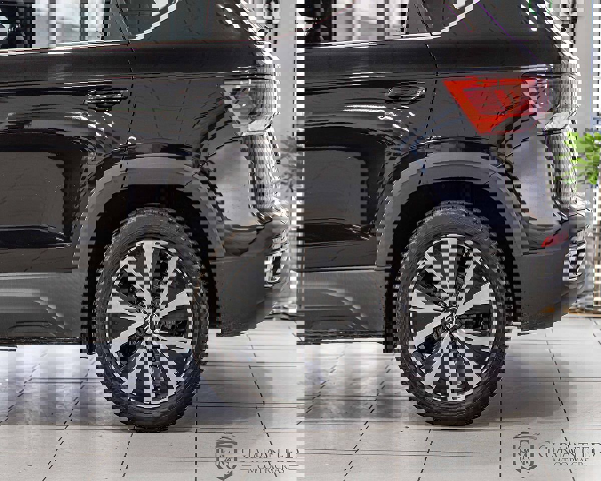 Used 2022 Volkswagen Taos SE image 8