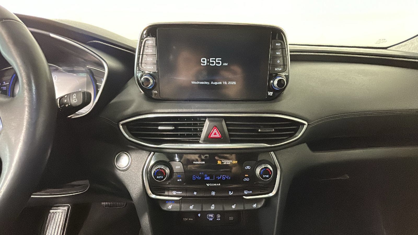 Used 2019 Hyundai Santa Fe AWD image 28
