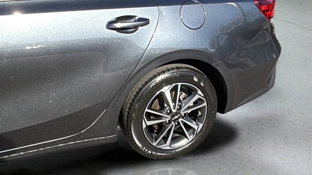 Used 2023 Kia Forte LXS image 34