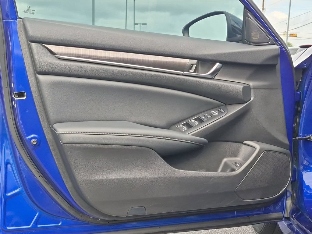 Used 2022 Honda Accord Sport image 19