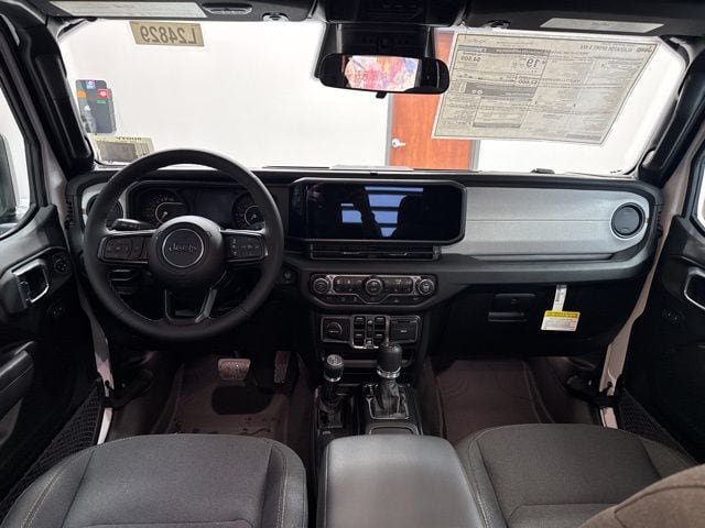 New 2026 Jeep Gladiator Sport AWD/4WD image 39