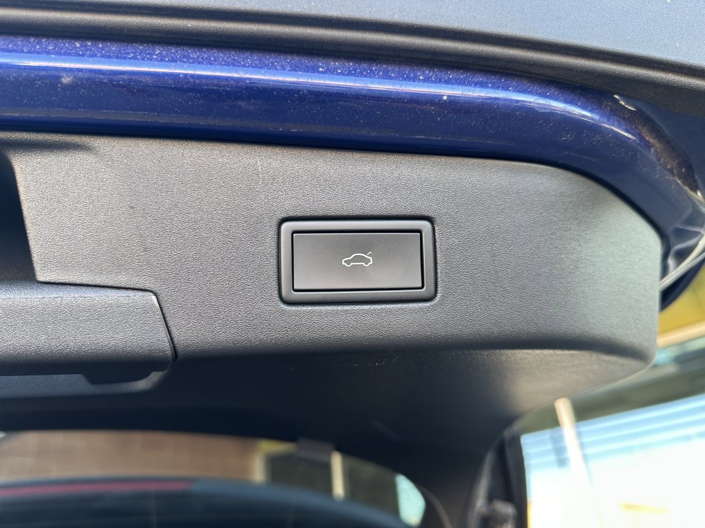 Used 2021 Volkswagen ID.4 1st Edition image 42