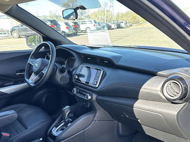 Used 2019 Nissan Kicks SR w/ SR Premium Package image 28