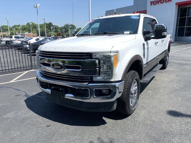 Used 2017 Ford F350 Lariat w/ Lariat Ultimate Package AWD/4WD image 4