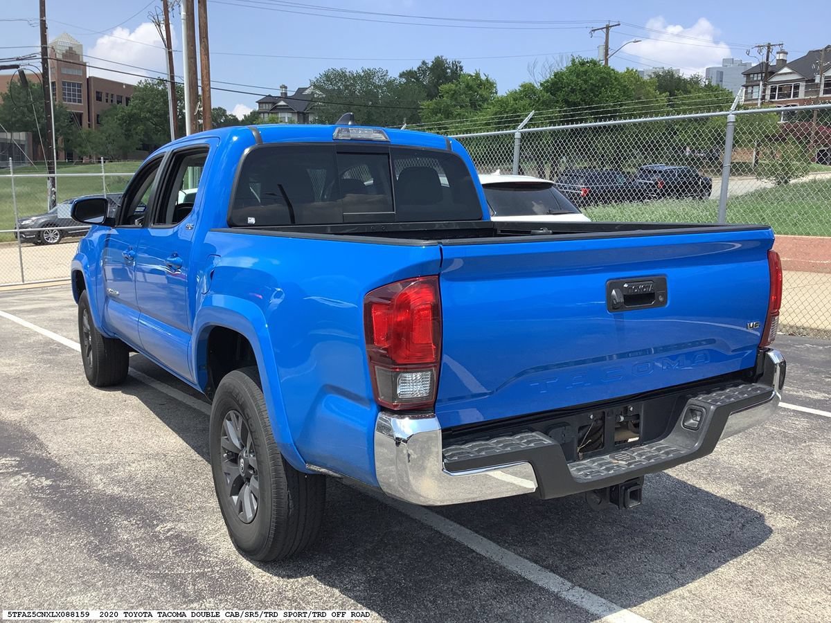 Used 2020 Toyota Tacoma SR5 RWD image 5