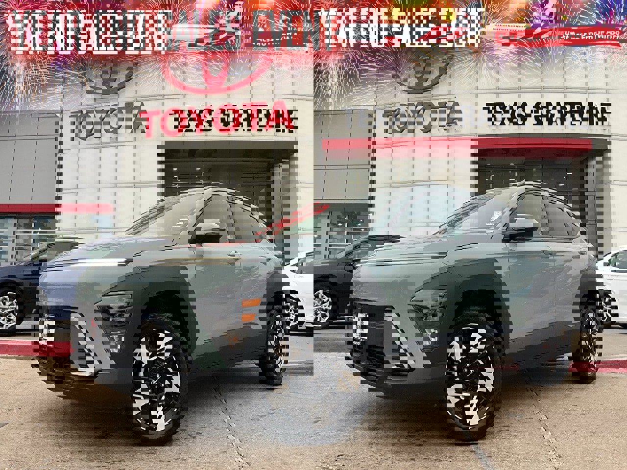 Used 2025 Hyundai Kona SEL image 1