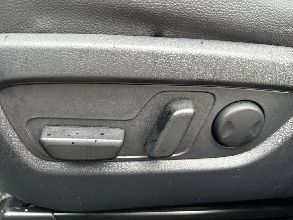 Used 2023 MAZDA CX-50 AWD 2.5 Turbo w/ Cargo Package image 14