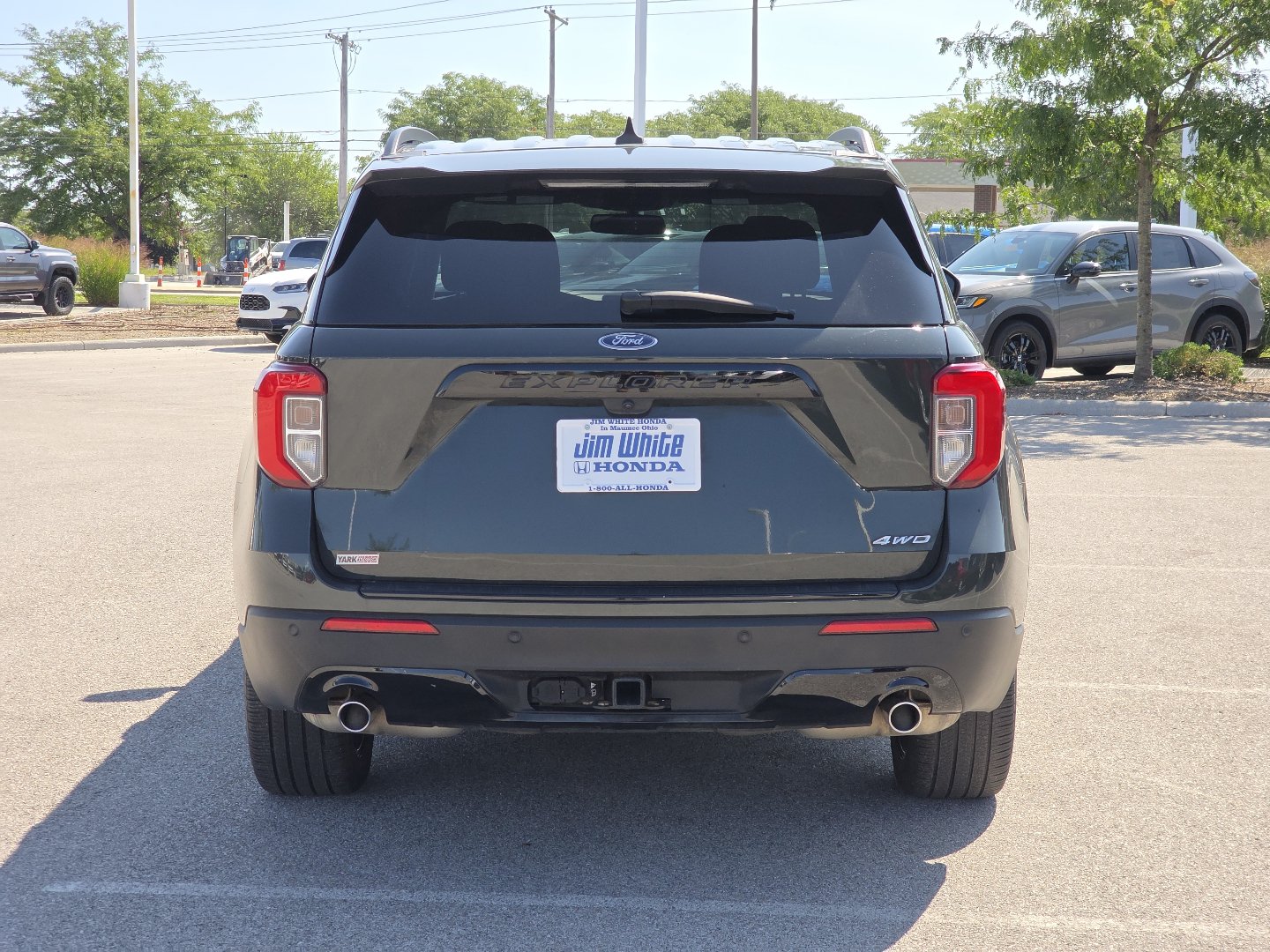 Used 2023 Ford Explorer ST-Line w/ Class IV Trailer Tow Package AWD/4WD image 14