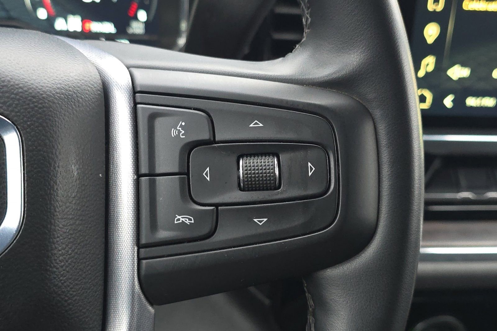 Used 2024 GMC Sierra 1500 SLT image 31