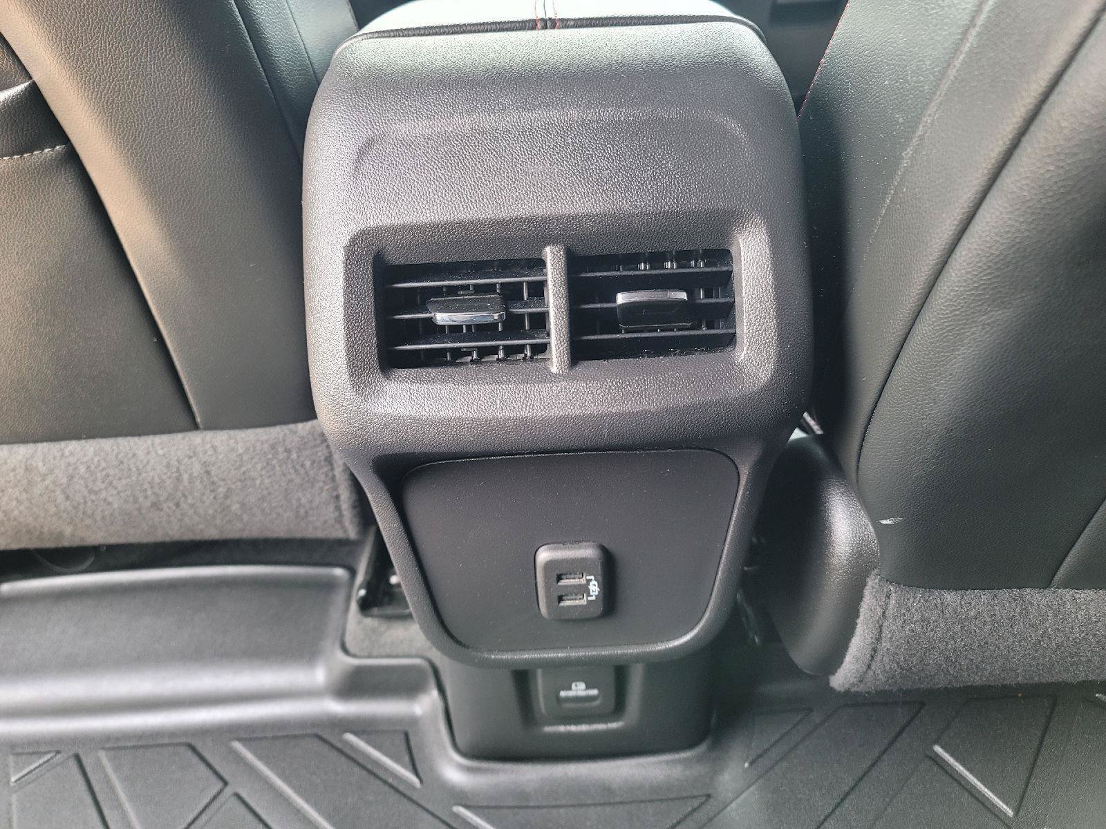 Used 2022 Chevrolet Equinox RS w/ RS Leather Package AWD/4WD image 15