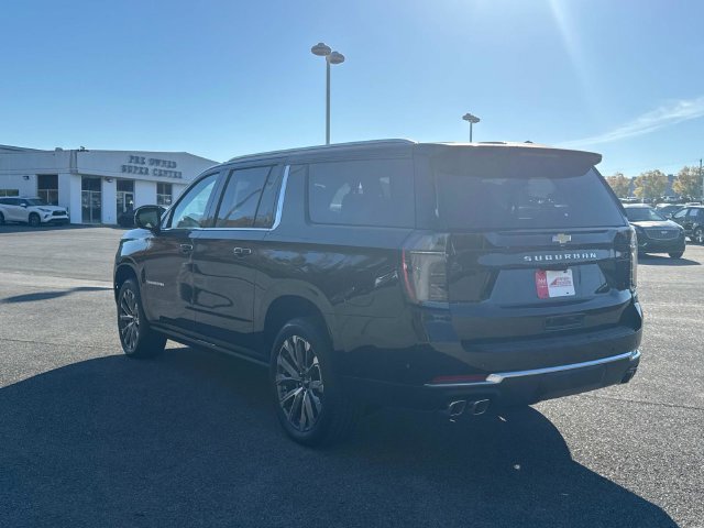 New 2026 Chevrolet Suburban High Country AWD/4WD image 6