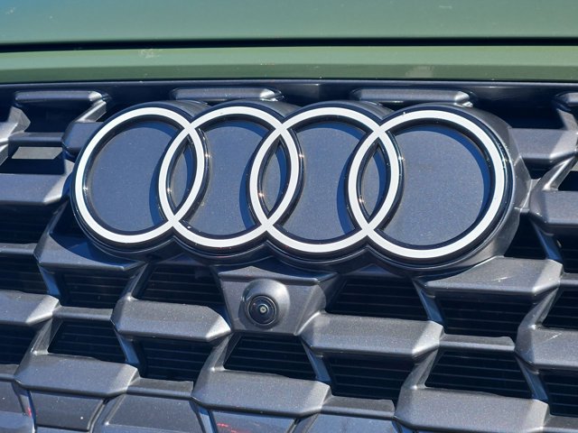 Used 2025 Audi Q5 Premium Plus w/ Premium Plus AWD/4WD image 29