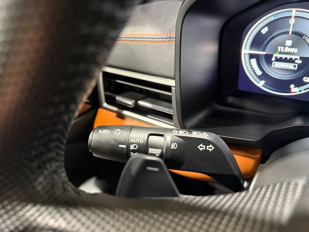 Used 2023 Mitsubishi Outlander SEL image 39