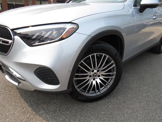 Used 2026 Mercedes-Benz GLC 300 4MATIC image 24