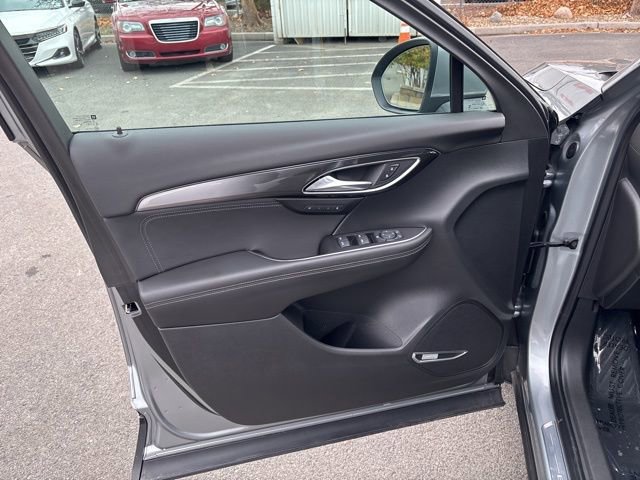 Certified 2025 Buick Envision Preferred image 9