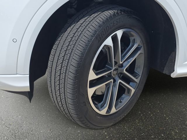 Used 2025 Audi Q5 Premium w/ Convenience Package AWD/4WD image 36