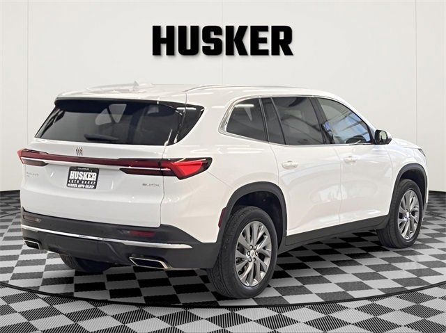 Certified 2025 Buick Enclave Preferred image 5