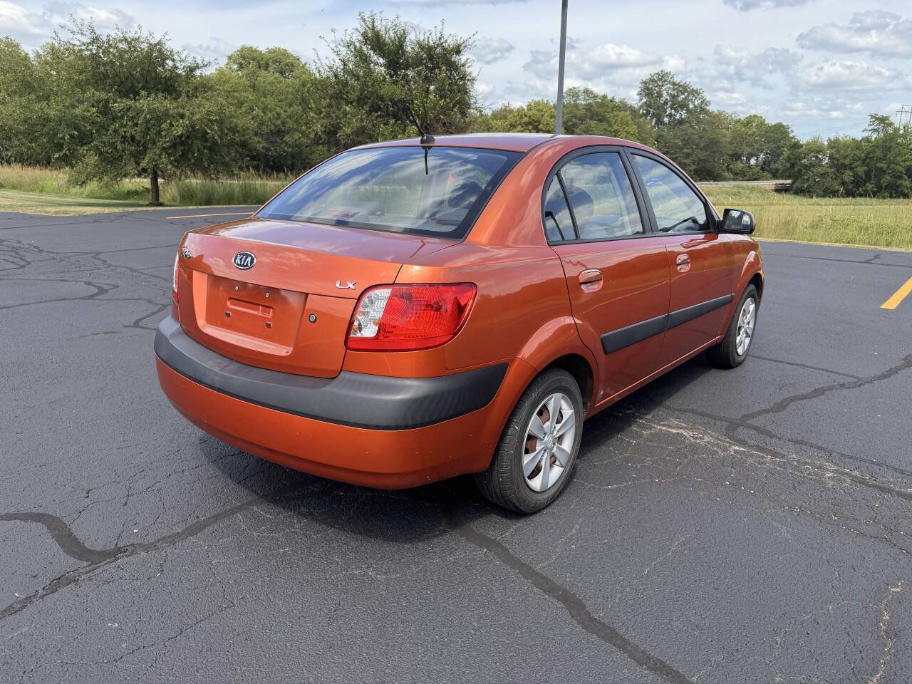 Used 2008 Kia Rio LX FWD image 3