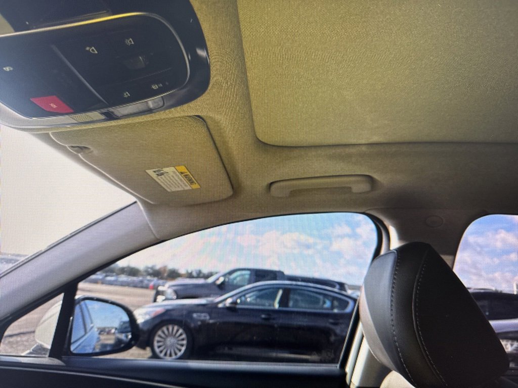 Used 2023 Hyundai Santa Fe Limited image 14