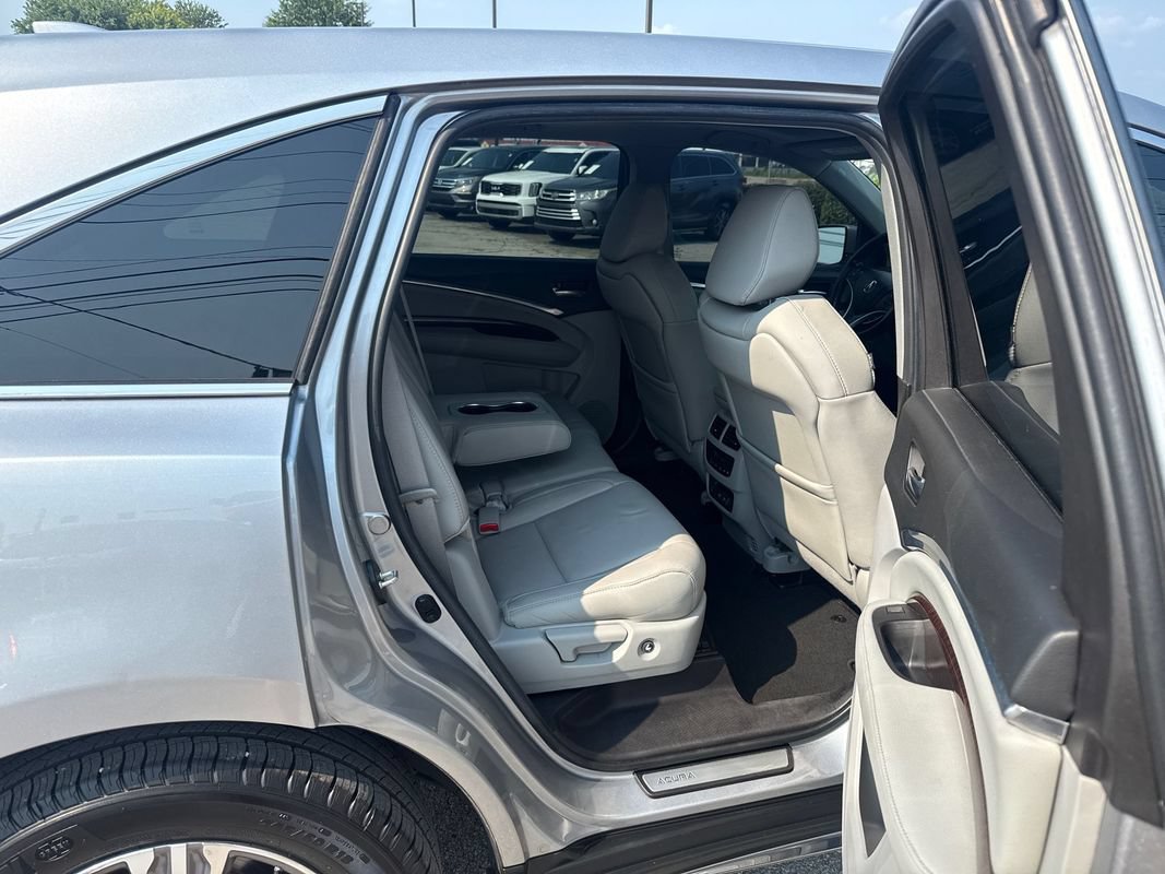 Used 2020 Acura MDX SH-AWD image 17
