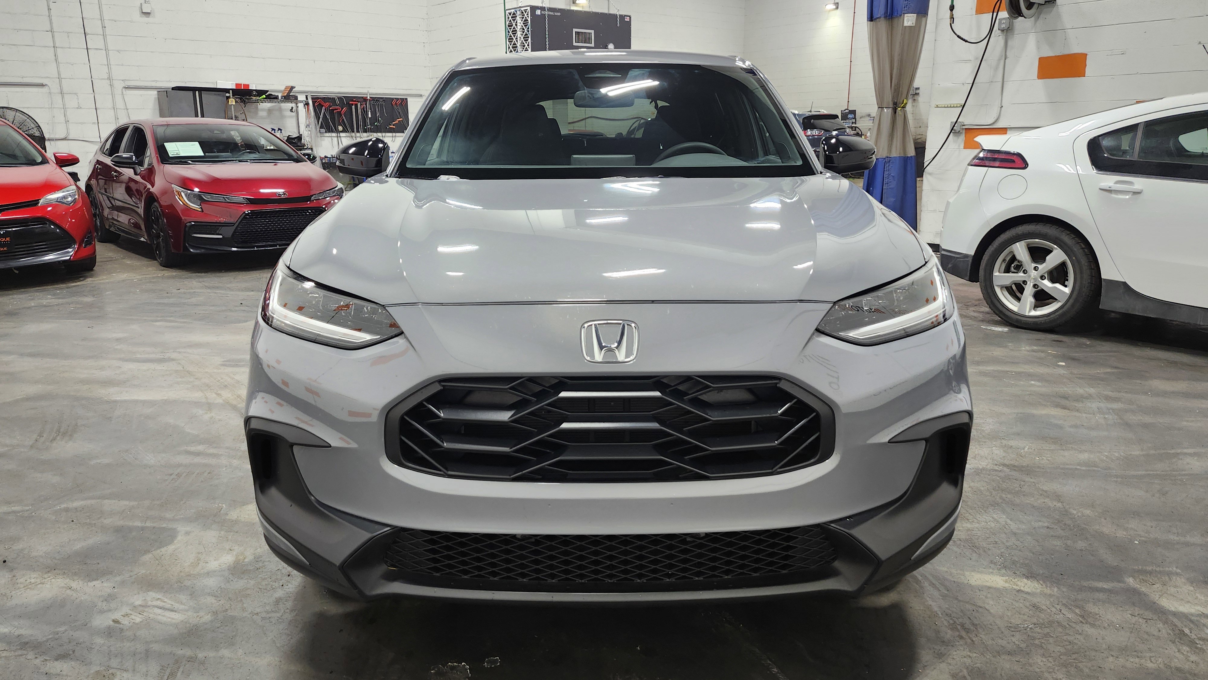 Used 2024 Honda HR-V Sport image 11