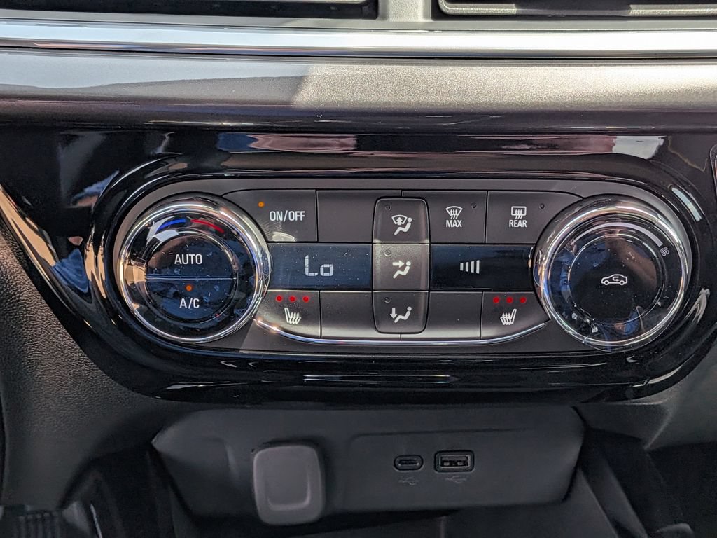 New 2026 Chevrolet Trax ACTIV w/ Driver Confidence Package FWD image 26