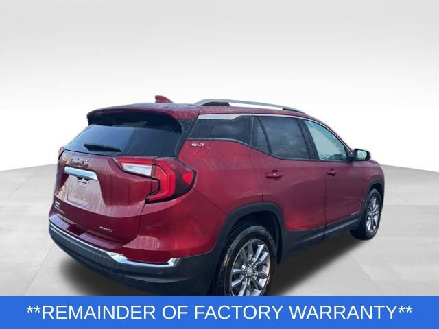 Used 2024 GMC Terrain SLT w/ LPO, Cargo Package image 5