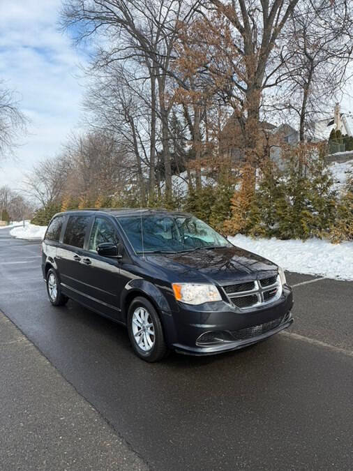Used 2014 Dodge Grand Caravan SXT image 3