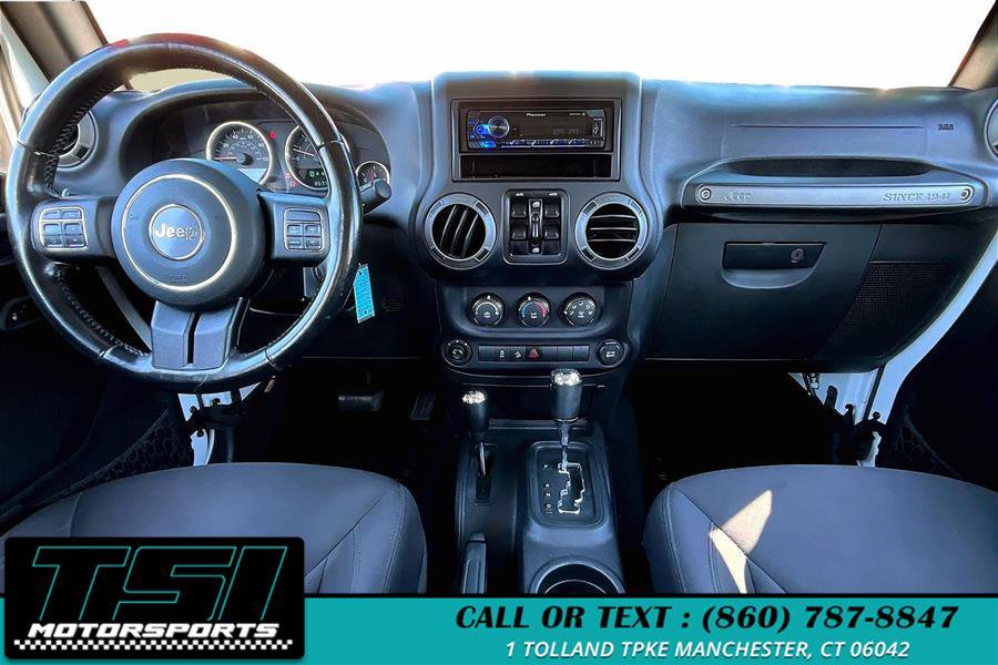 Used 2015 Jeep Wrangler Unlimited Sport w/ Quick Order Package 24S AWD/4WD image 16