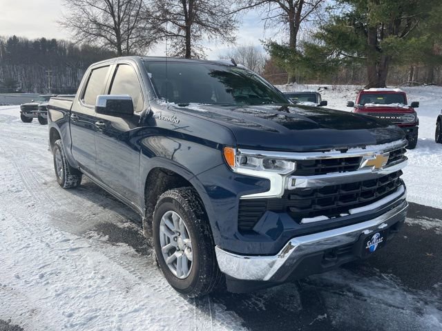 Used 2023 Chevrolet Silverado 1500 LT w/ Protection Package image 3