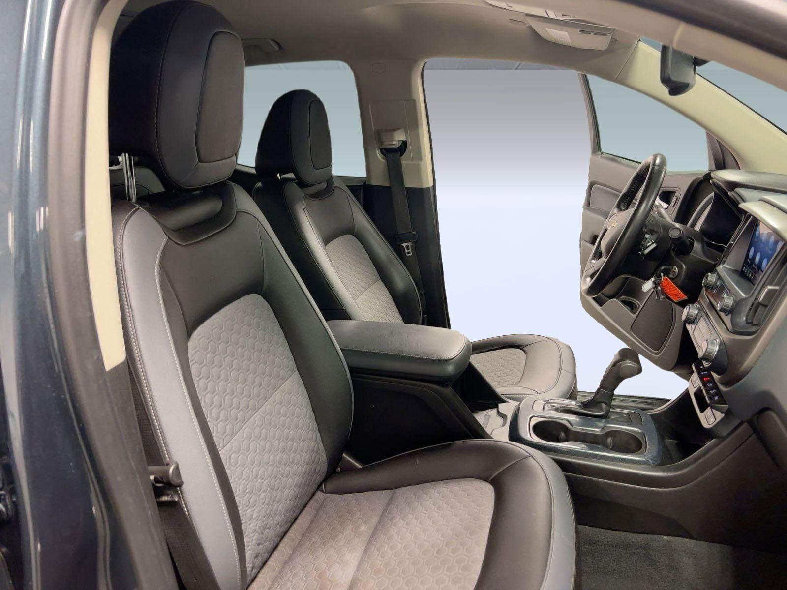 Used 2019 Chevrolet Colorado Z71 image 31