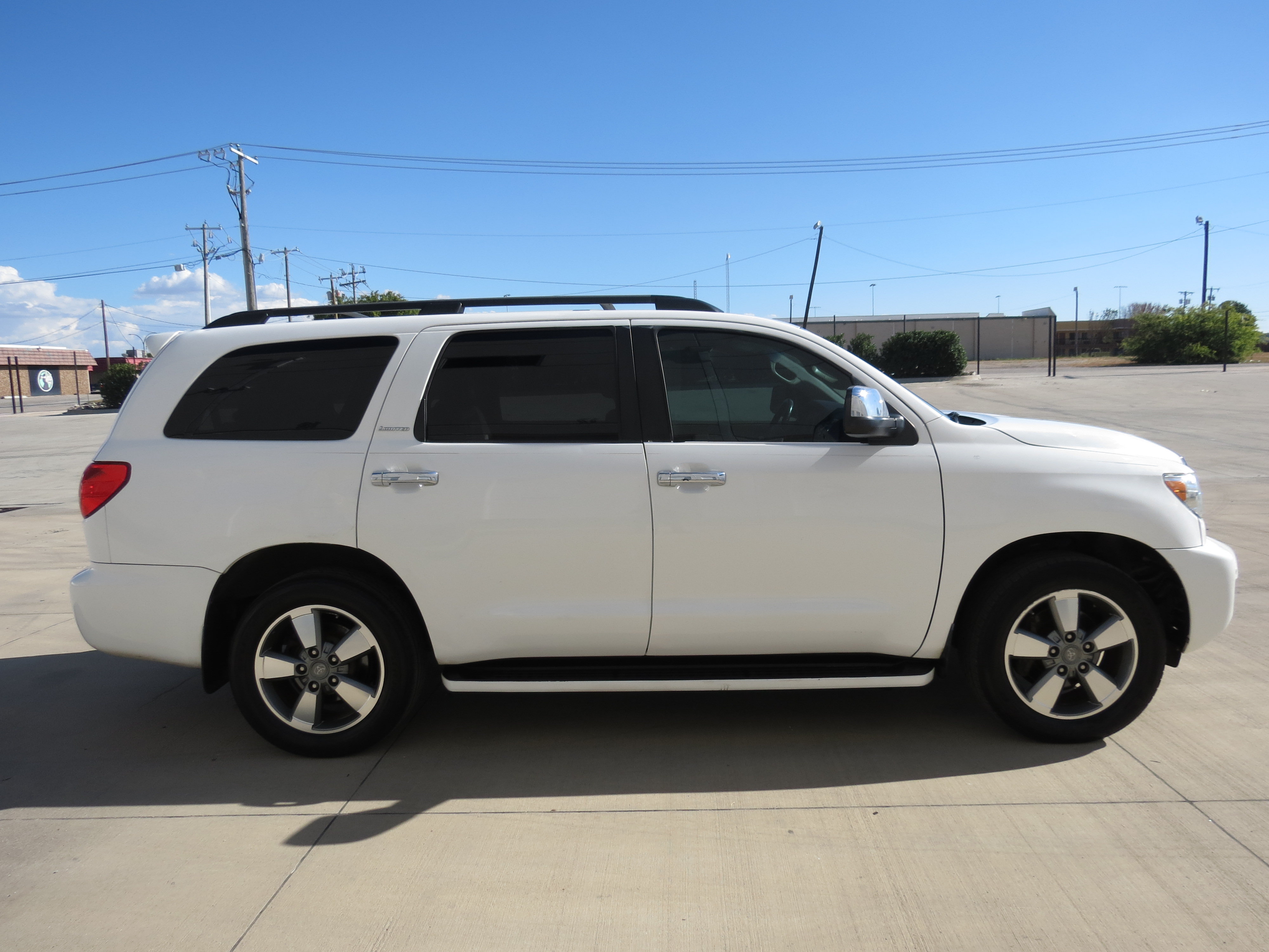 Used 2008 Toyota Sequoia Limited RWD image 6