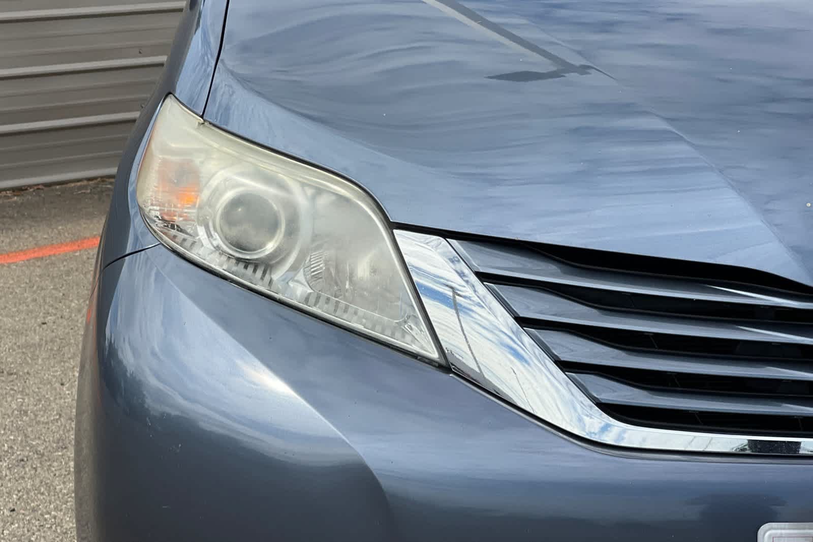 Used 2015 Toyota Sienna LE FWD image 17