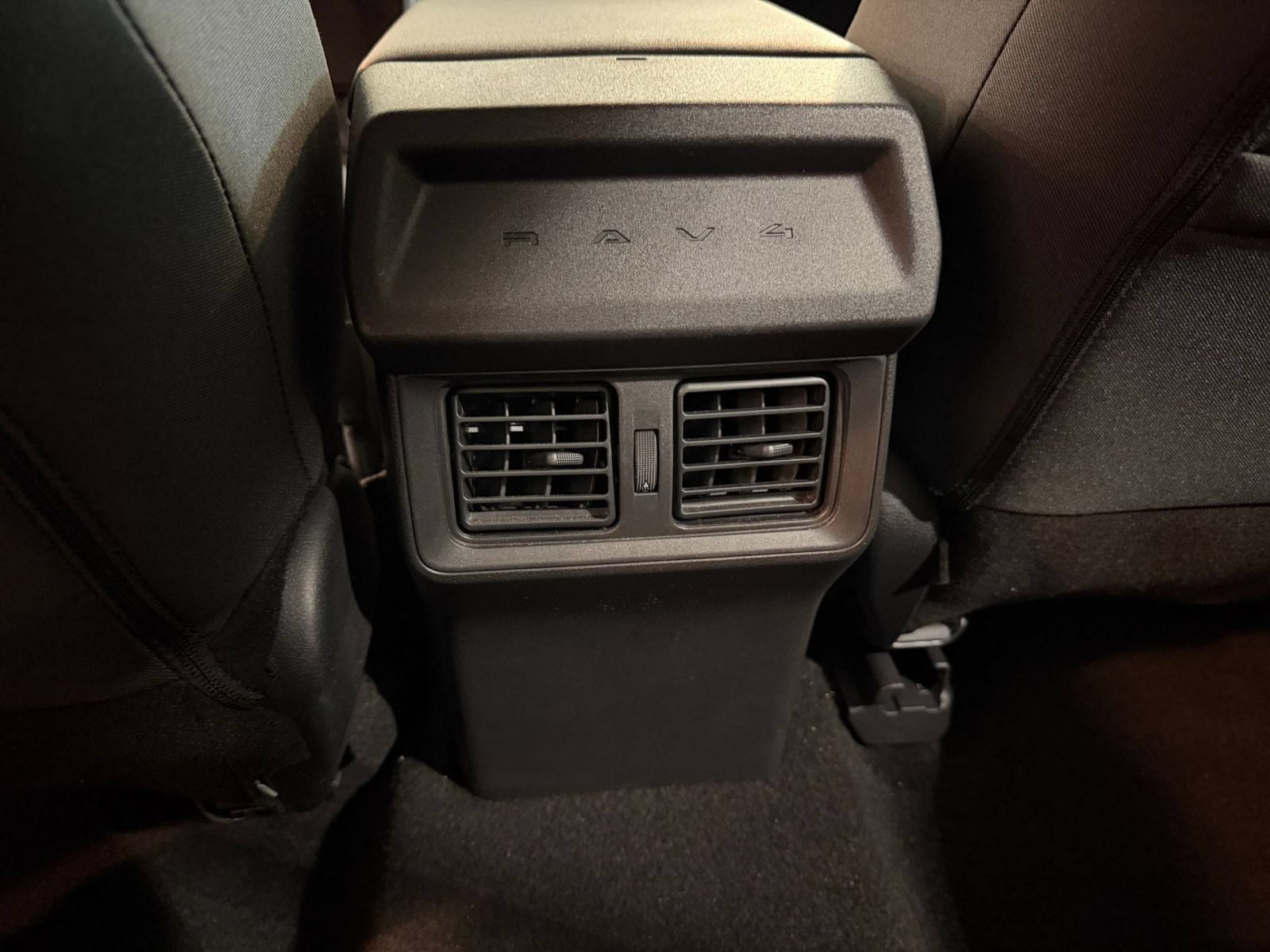 Used 2026 Toyota RAV4 LE AWD/4WD image 22
