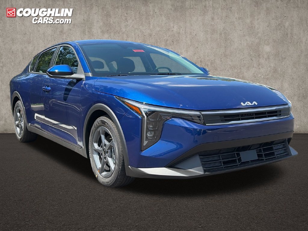 New 2026 Kia K4 FWD 360° Tour