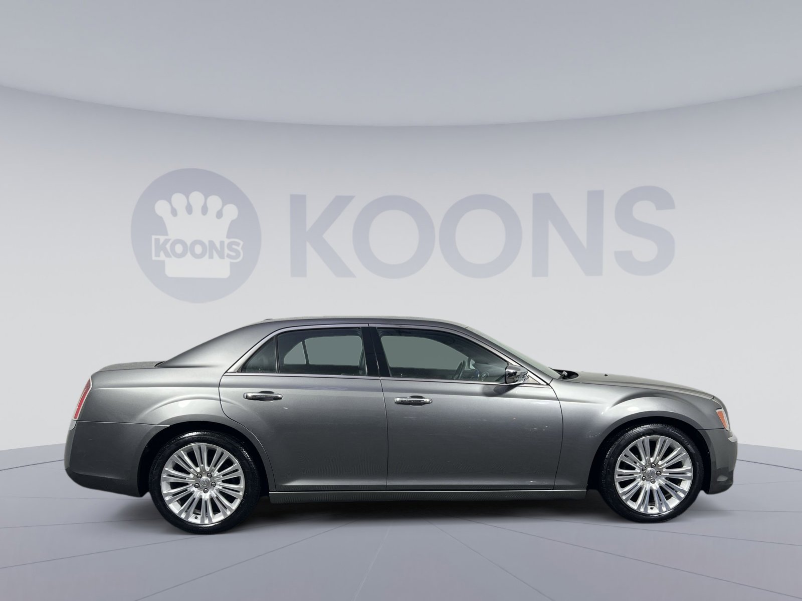 Used 2012 Chrysler 300 Limited image 8