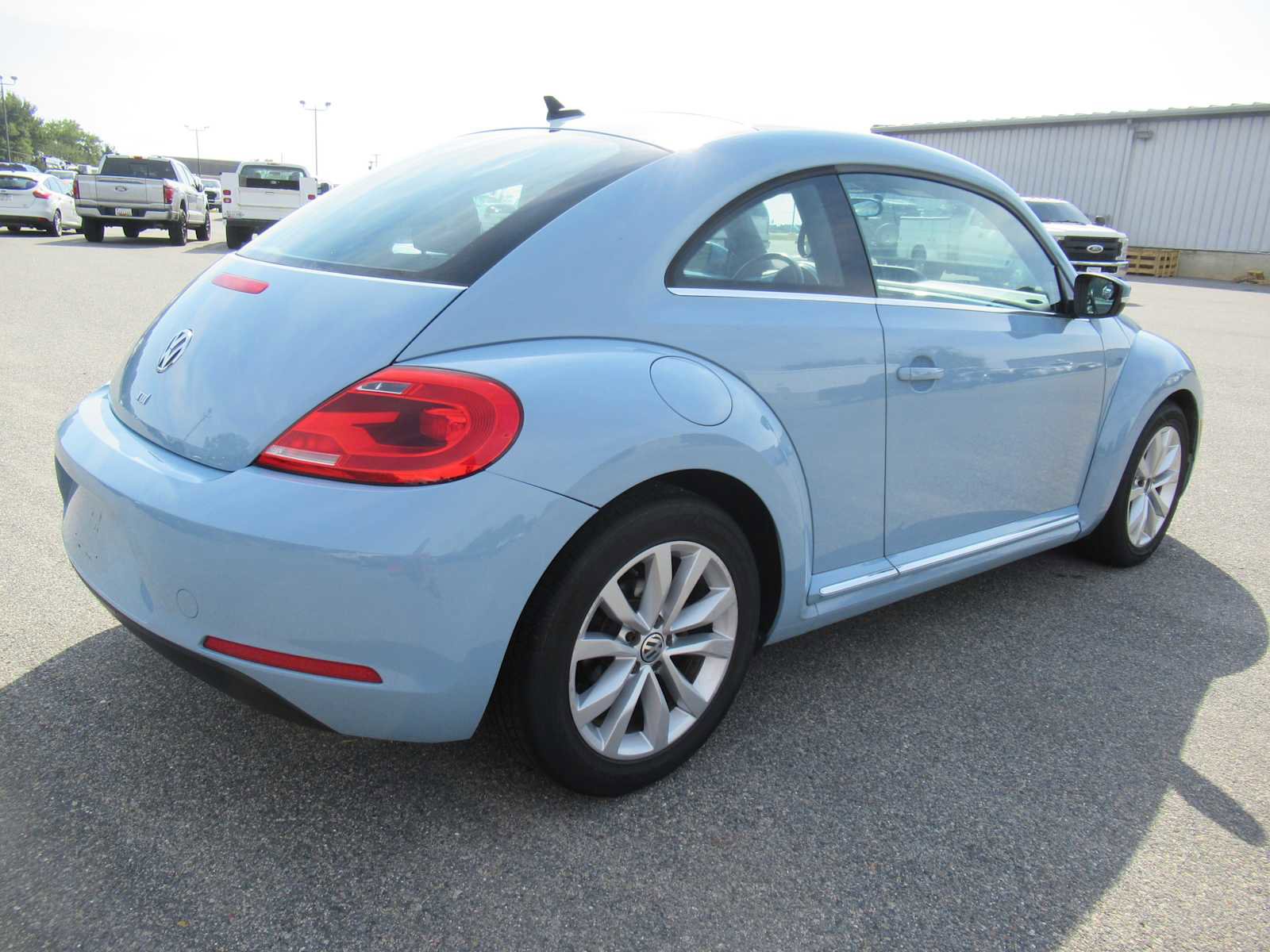 Used 2013 Volkswagen Beetle TDI image 5