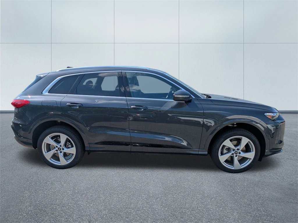 New 2025 Audi Q5 Premium Plus image 2