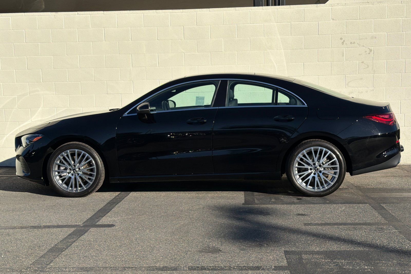 Used 2025 Mercedes-Benz CLA 250 4MATIC image 7