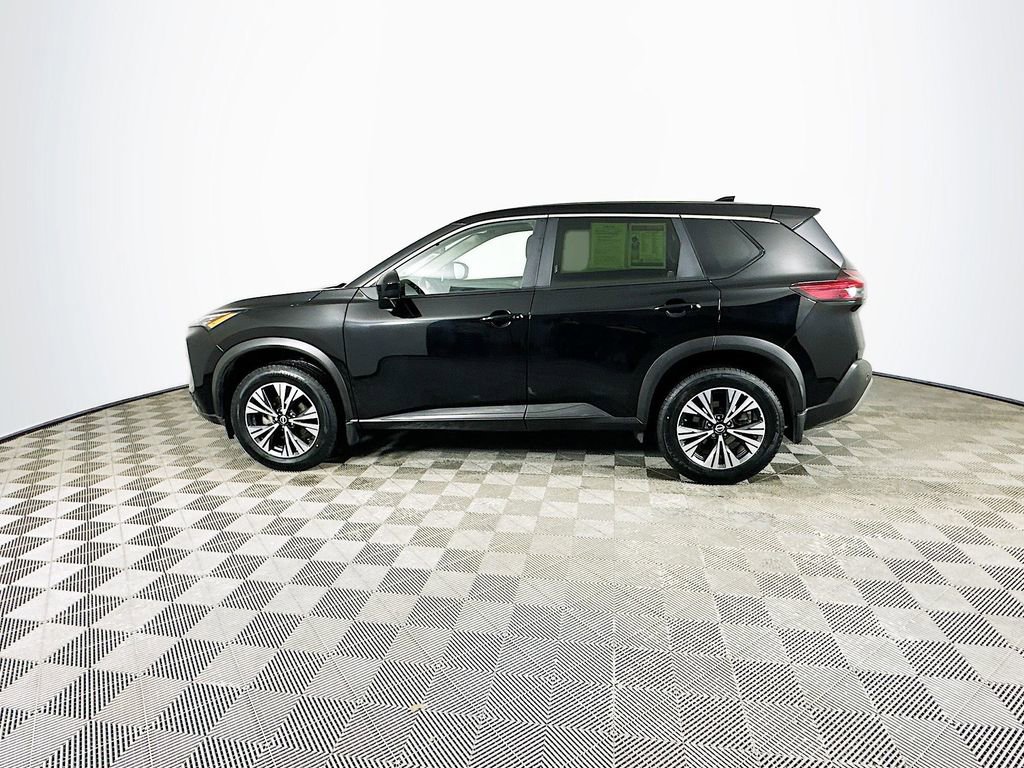 Certified 2023 Nissan Rogue SV image 7