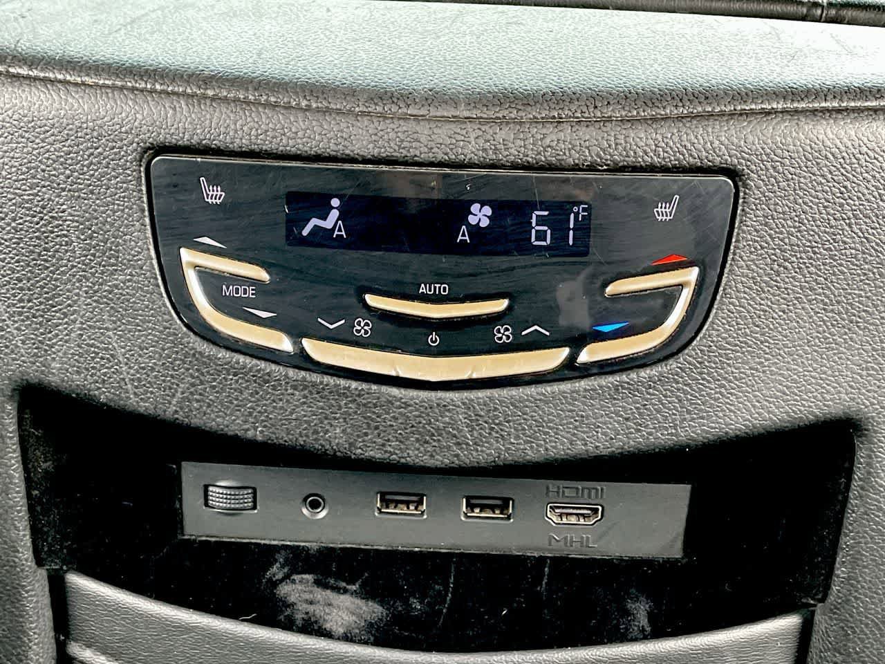 Used 2018 Cadillac Escalade ESV Luxury image 24