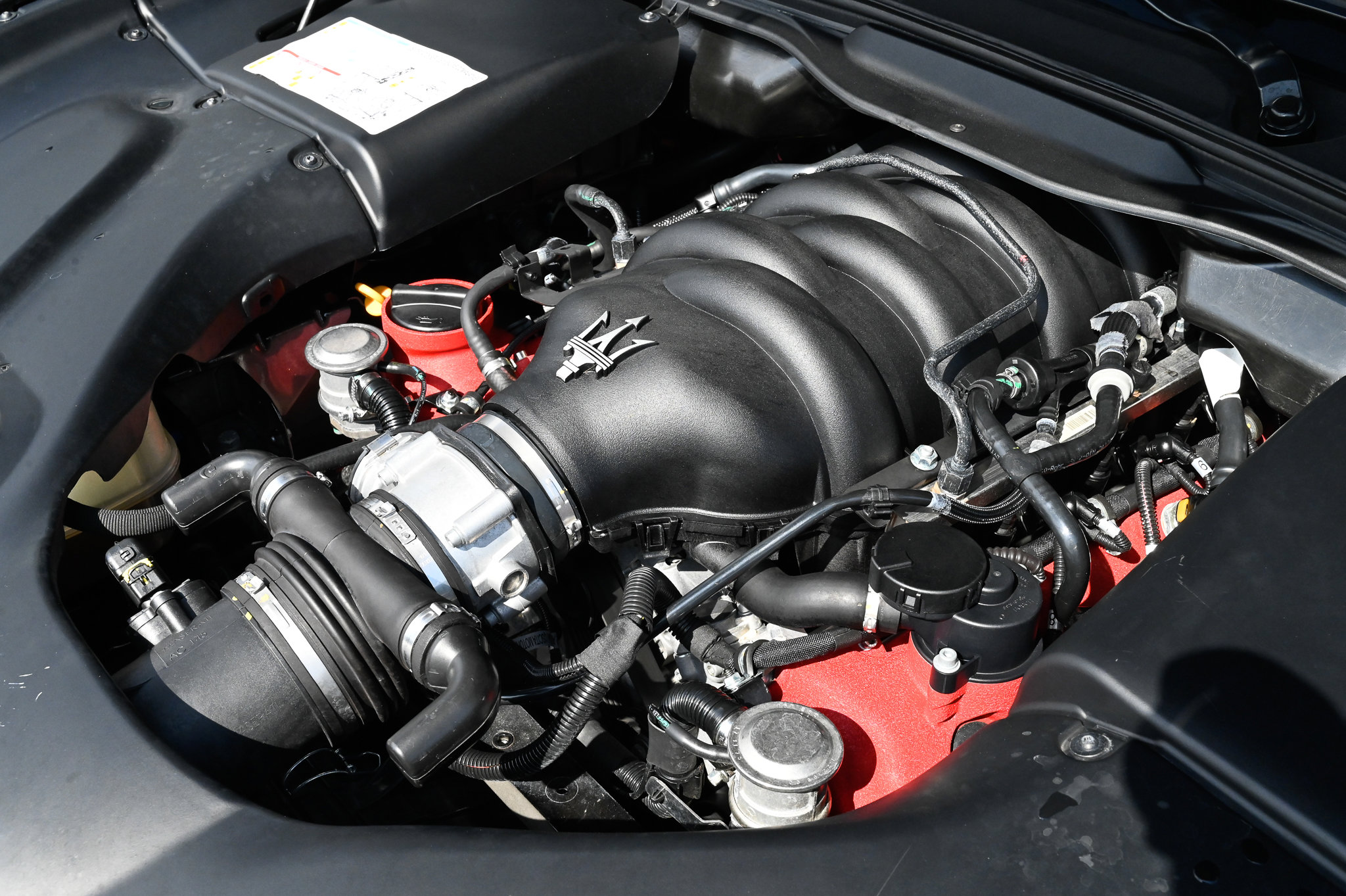 Used 2017 Maserati GranTurismo MC image 48