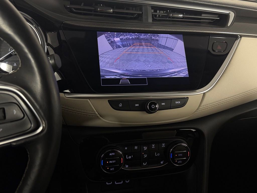 Used 2021 Buick Encore GX Essence AWD/4WD image 22