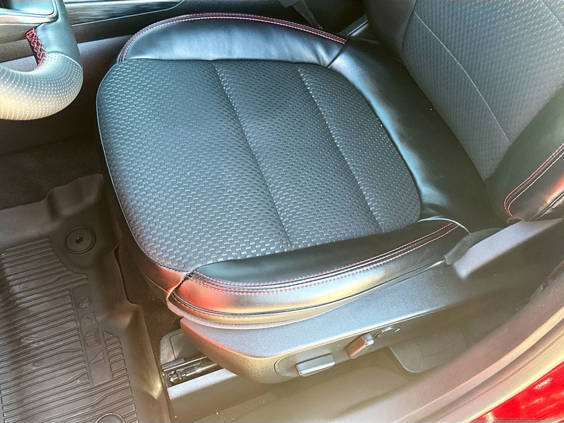 Used 2023 Ford Escape ST-Line w/ Tech Pack #1 image 22