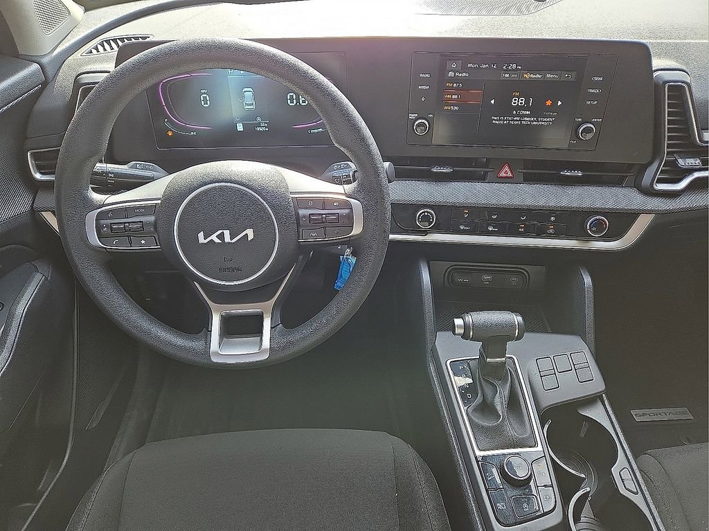 Used 2024 Kia Sportage LX image 16