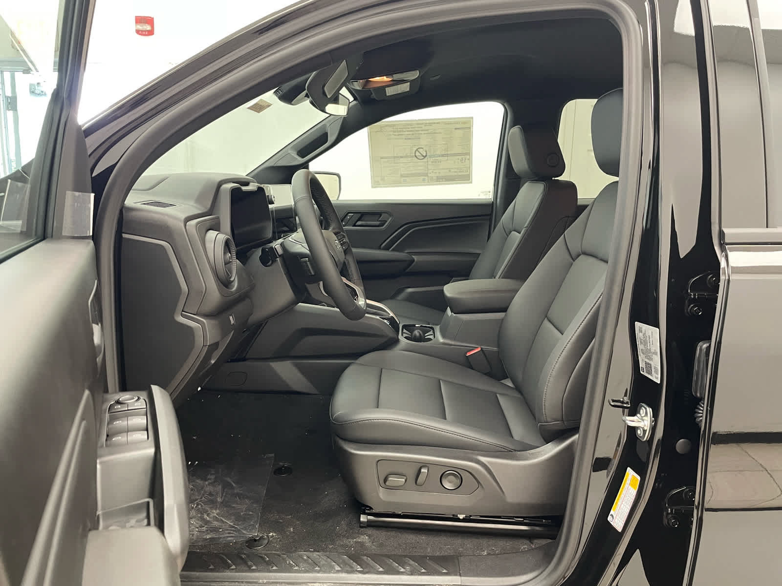 New 2026 Chevrolet Colorado Trail Boss AWD/4WD image 9