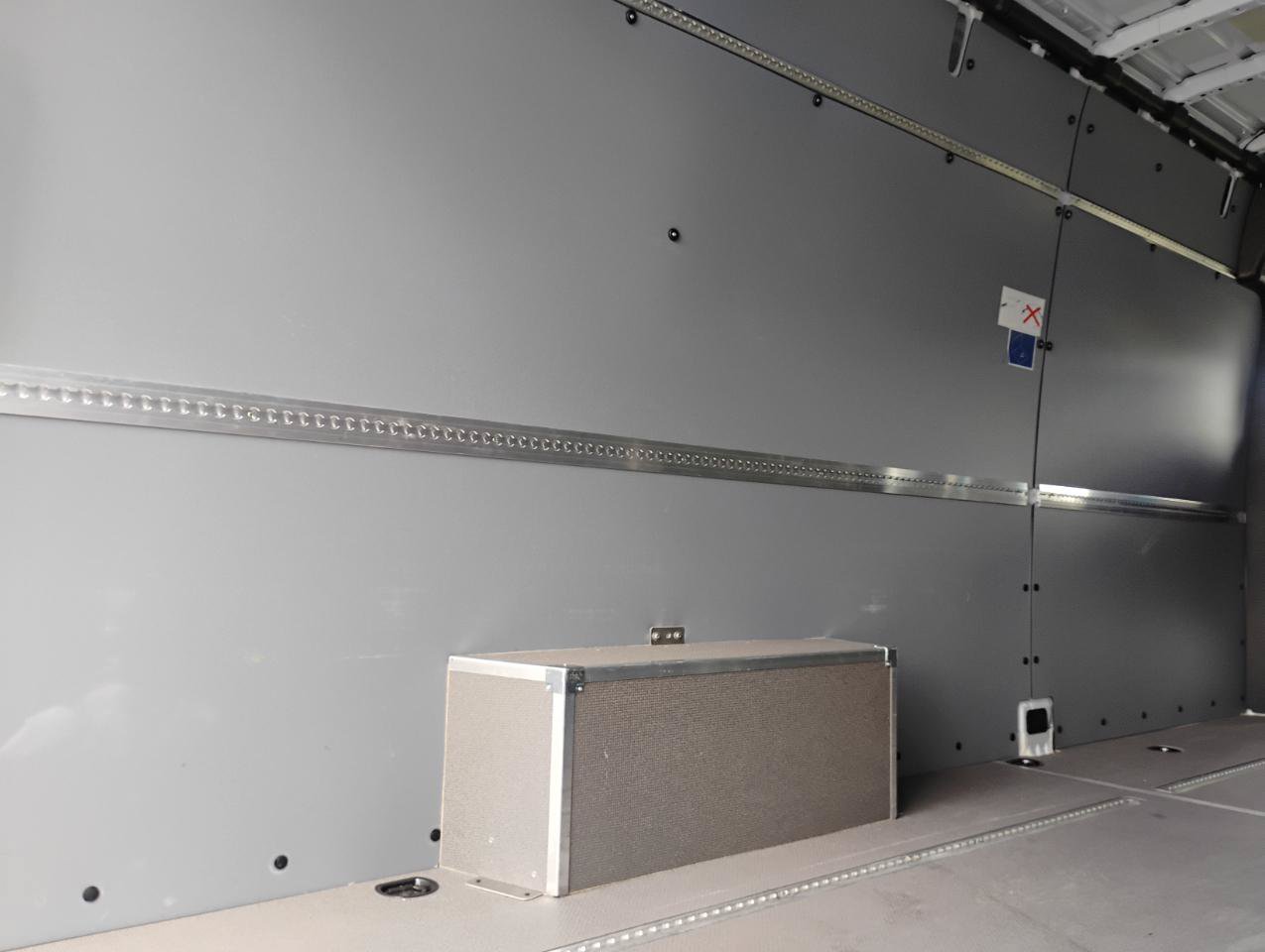 Used 2025 Mercedes-Benz Sprinter 2500 image 79