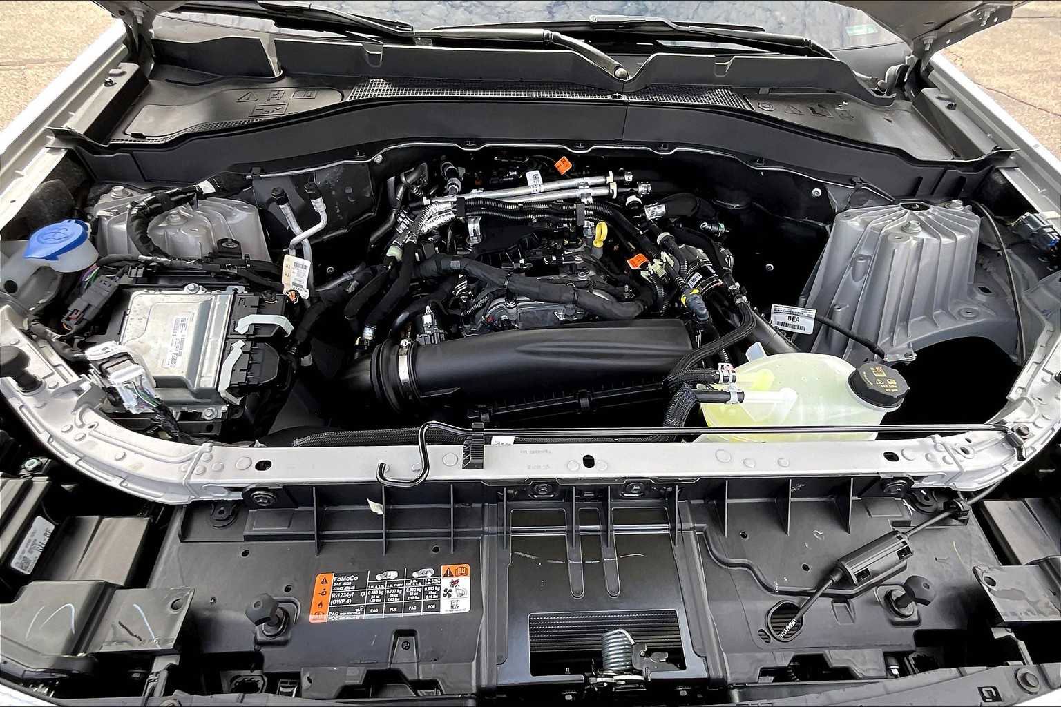 New 2025 Ford Explorer Active w/ Active Comfort Package image 15